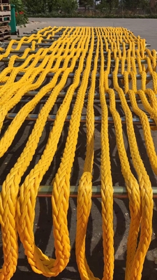 Red Color 24mmx220m 12 Strand UHMWPE HMPE Spliced Mooring Rope For Ships